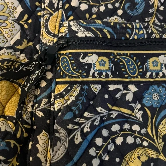 Vera Bradley, Tote in Retired Ellie Blue - Picture 5 of 12